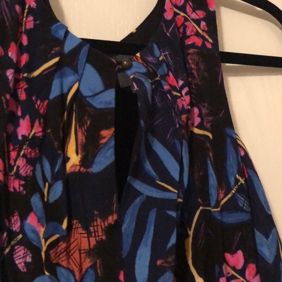 Adorable cold shoulder floral dress - Picture 5 of 5